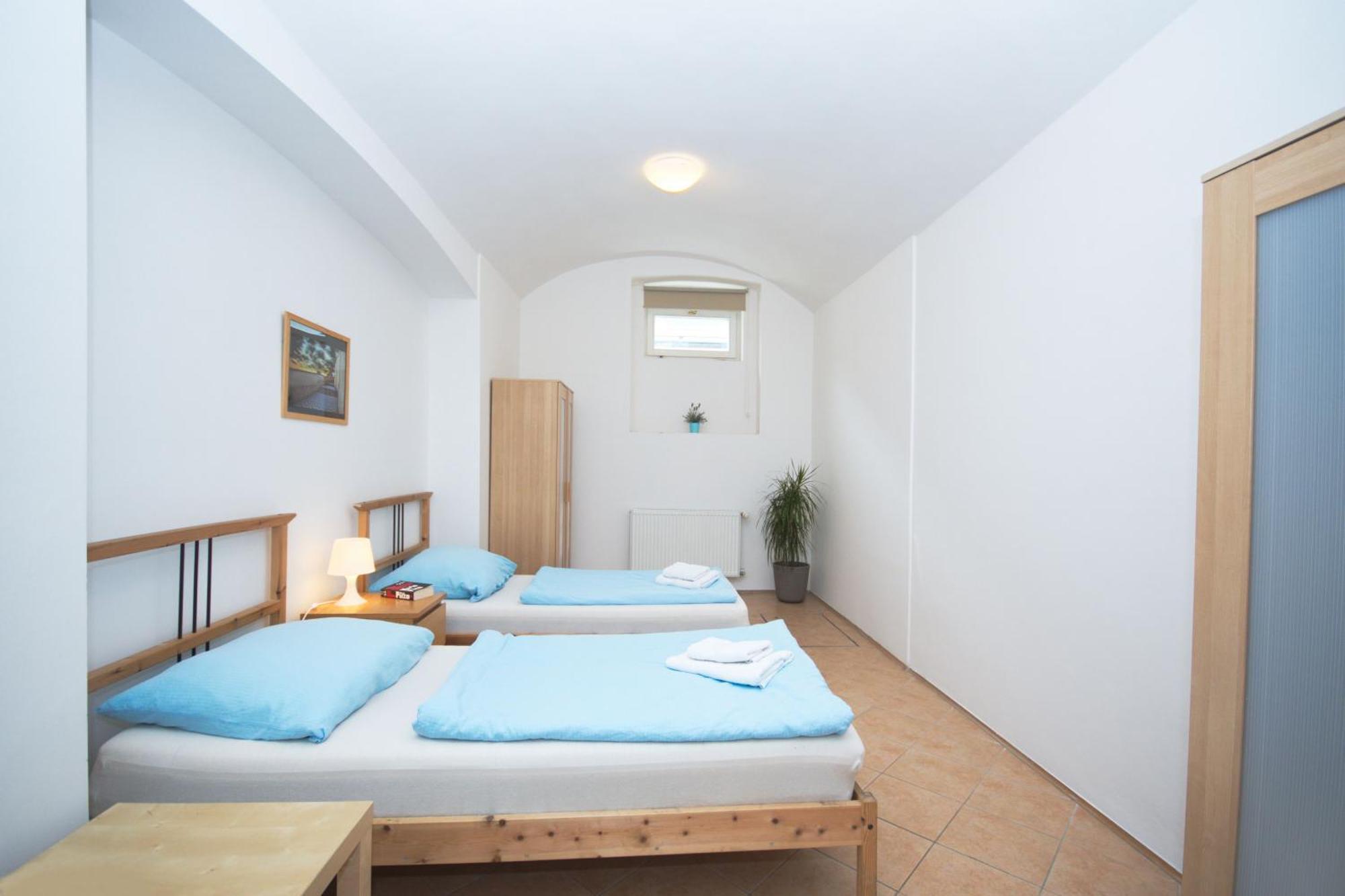 Residence Kostnicke Square Prag Exterior foto