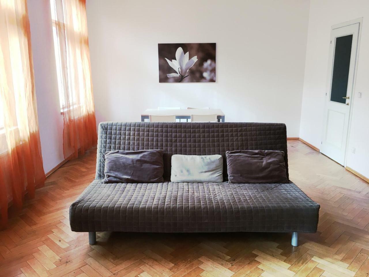 Residence Kostnicke Square Prag Exterior foto